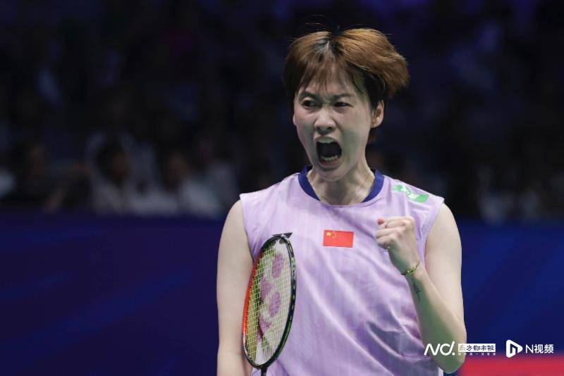 中国羽毛球大师赛16强战，国羽五项锁定11个八强席位