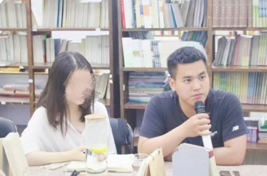女子聚餐丈夫打上百电话 想离婚被其杀害