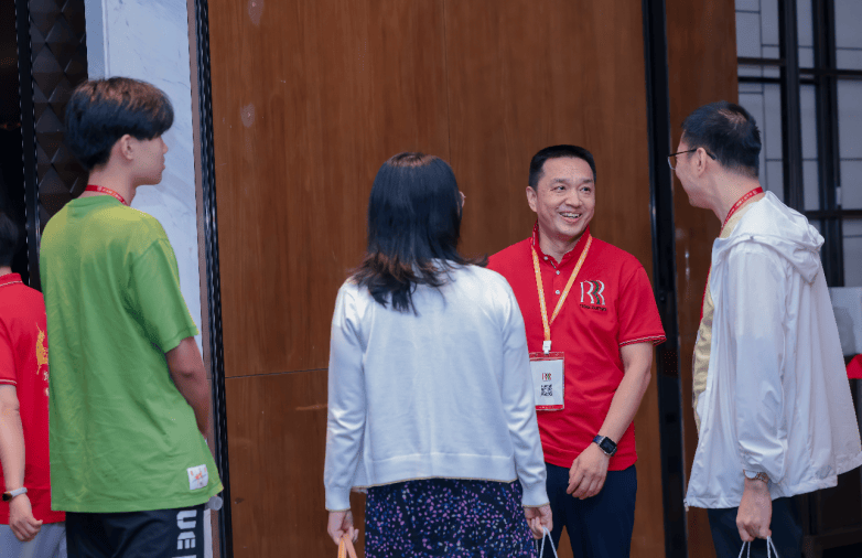 “重塑认知，轻松玩转大A”—三人行投资余班第二期线下股票沙龙在深成功举办