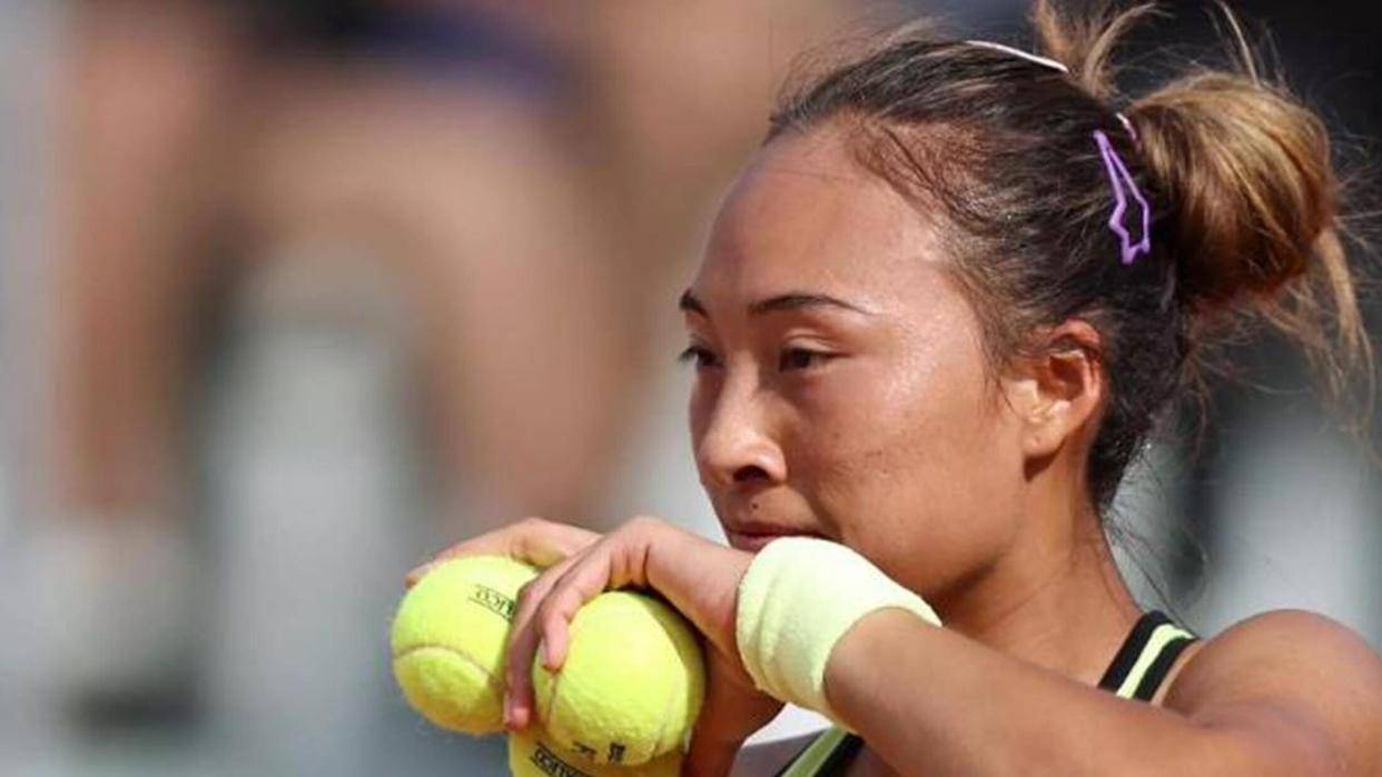 八月一日：排名跌出160位年入却1.67亿！郑钦文会把赚的代言费吐出来么？这几年狂赚几个亿，退役也值了